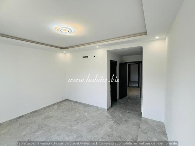 Appartement à louer à Mermoz au 1er étage