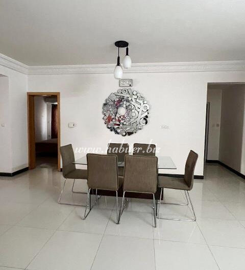 Appartement lumineux de 180m2 à vendre à Ngor virage