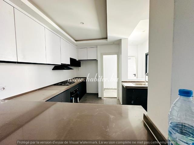 Appartement de 173m2 à vendre au Point E