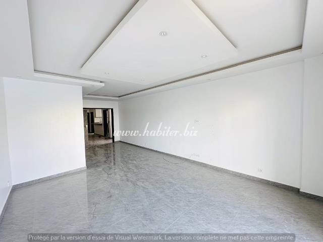 Appartement de 173m2 à vendre au Point E