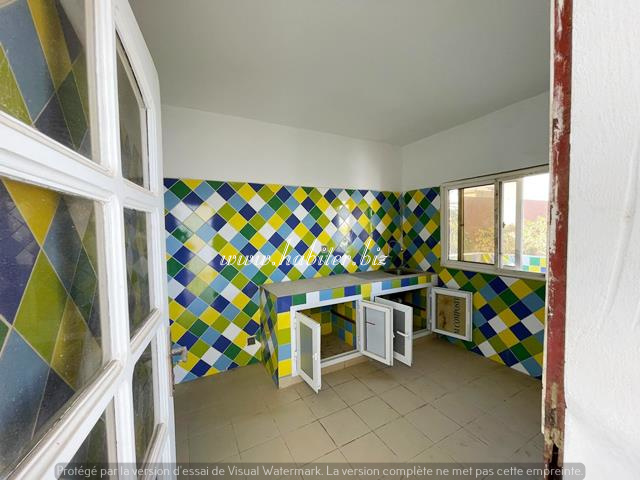 Villa R+2 à louer à Ngor