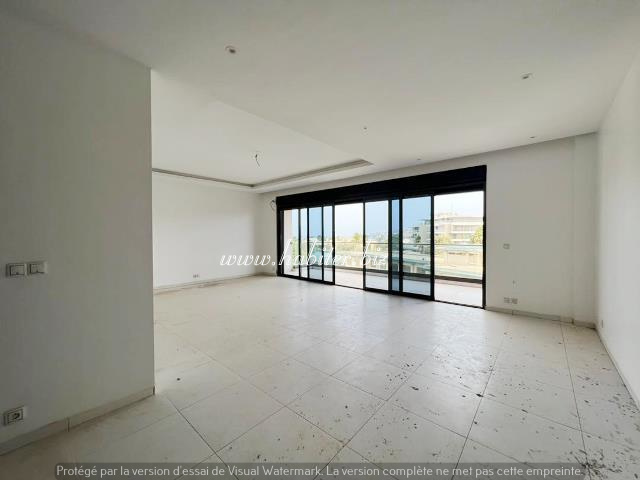 Appartement de 184m2 à louer à fann résidence