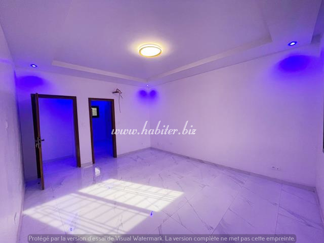 Appartement de type disponible à Mermoz sotrac