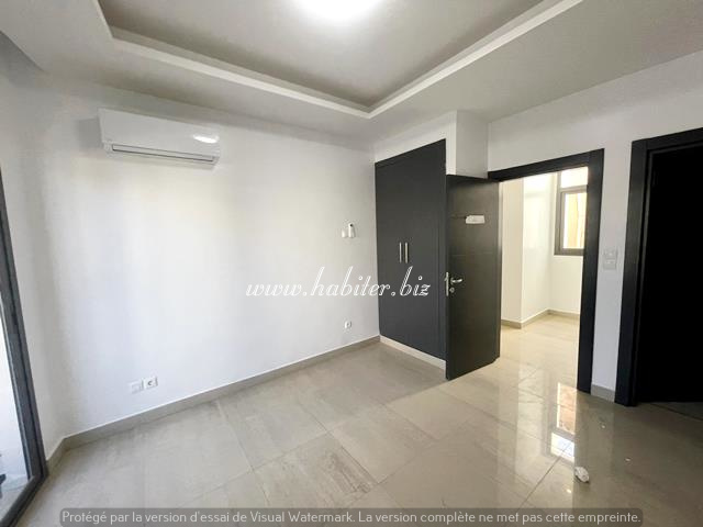 Appartement à louer aux Mamelles à la cité Mackiou Faye