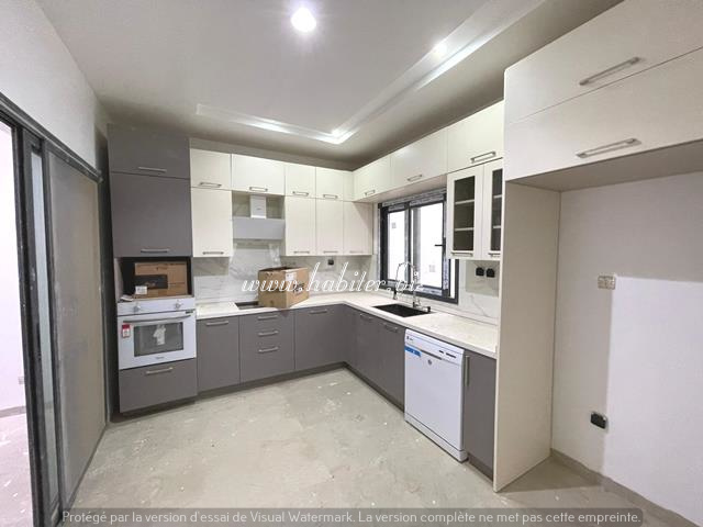 Appartement à louer aux Almadies à la zone de recasement