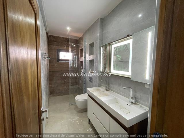 Appartement à louer aux Almadies à la zone de recasement
