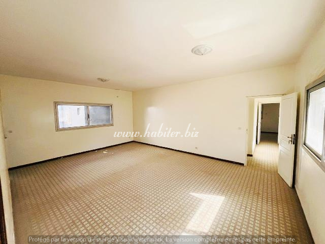 Appartement à louer à Mermoz