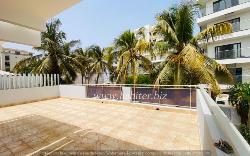 Villa R+1 à louer à Sotrac Mermoz