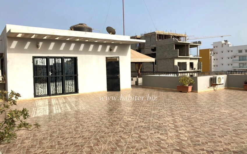 Grande villa à louer aux Almadies
