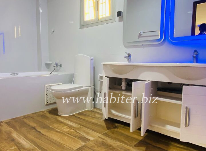 Villa R+1 à louer à Sotrac Mermoz
