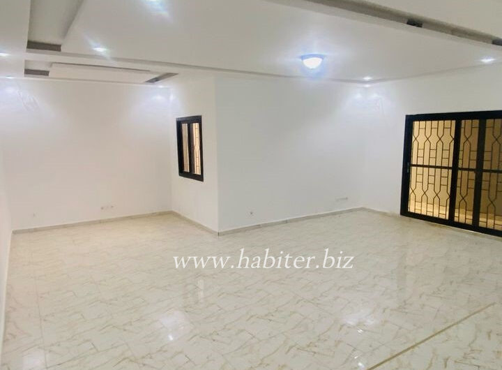 Villa R+1 à louer à sacré cœur 3