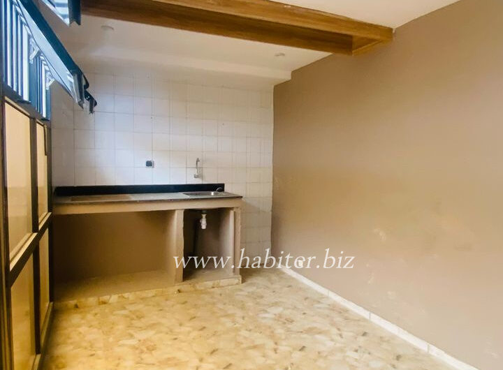 Villa R+1 à louer à sacré cœur 3