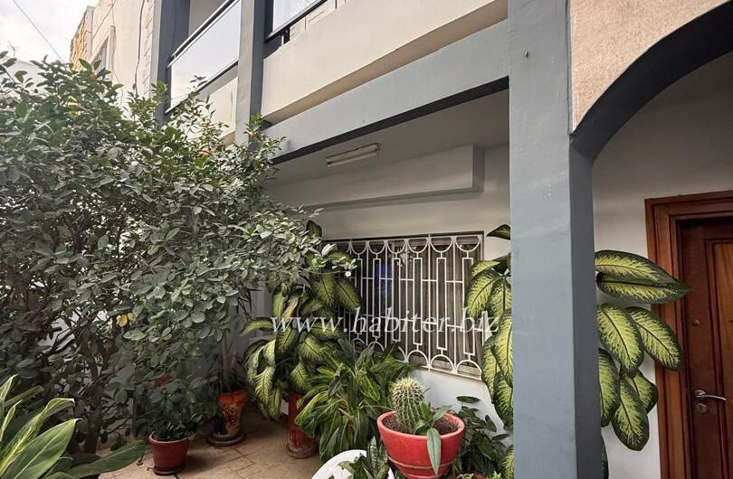 Villa R+1 à vendre à Sacré coeur 3