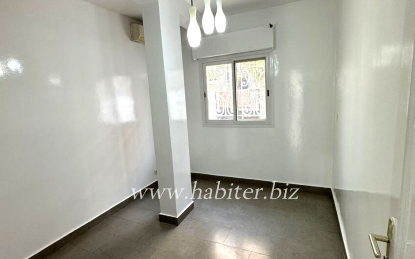 Appartement à louer aux Mamelles au RDC