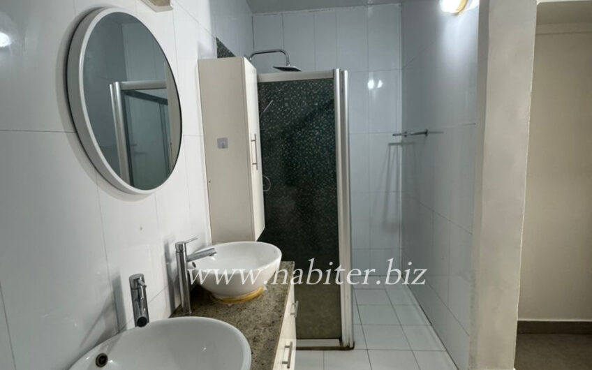 Appartement à louer aux Mamelles au RDC