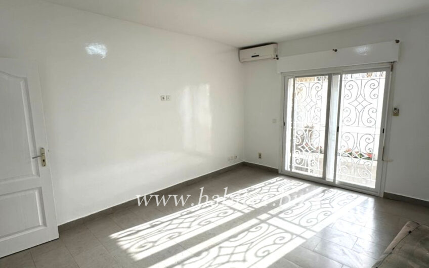 Appartement à louer aux Mamelles au RDC