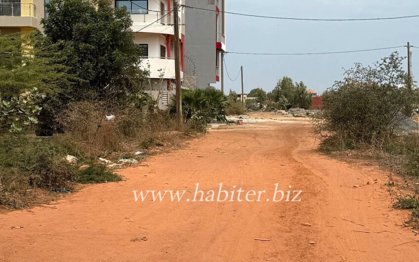 Terrain à vendre à Kounoune non loin de la base française