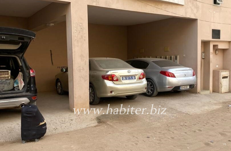 Appartement à louer aux Maristes derrière la station EDK