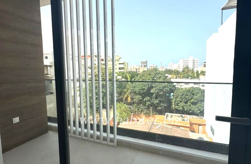 Appartements à louer au point E