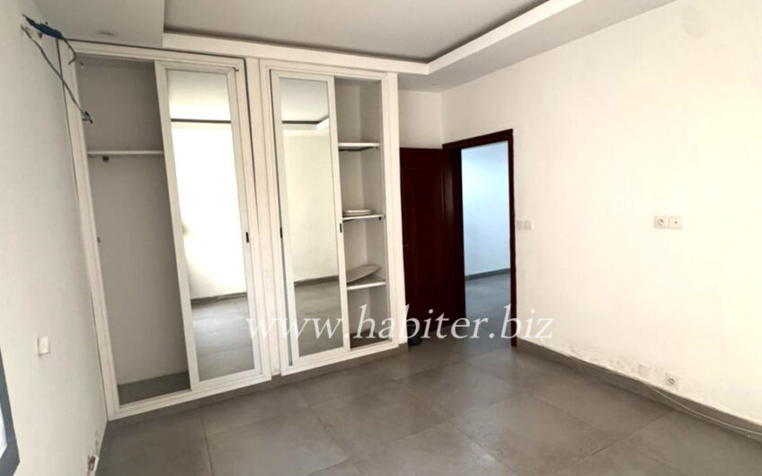 Appartement à louer à Mermoz