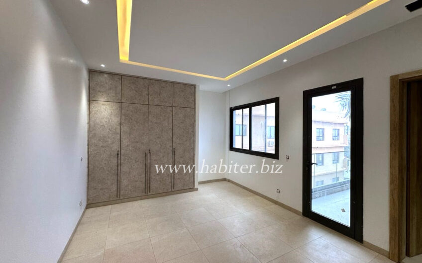 Appartement à louer à Mermoz