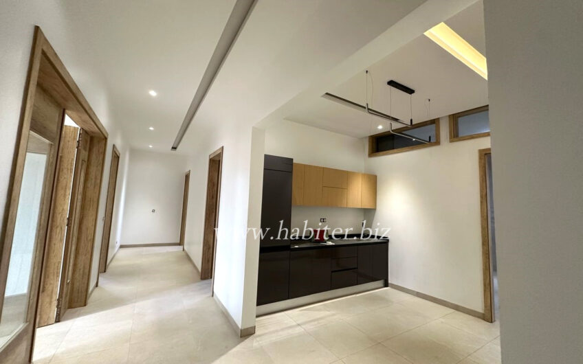 Appartement à louer à Mermoz