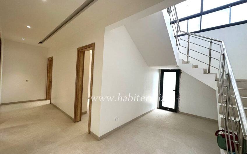 Duplex à louer à Mermoz