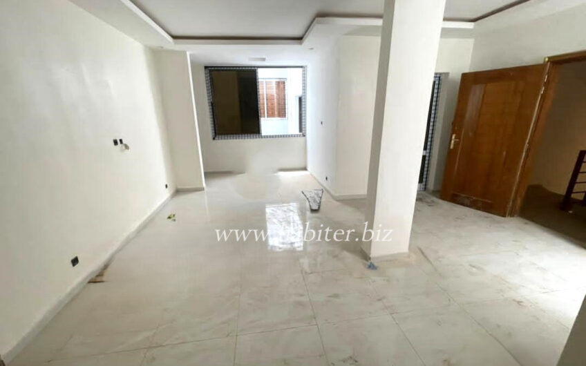 Duplex à louer à la zone de recasement
