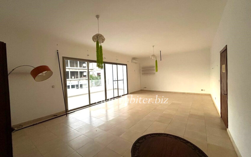 Villa R+2 à louer à Sotrac Mermoz