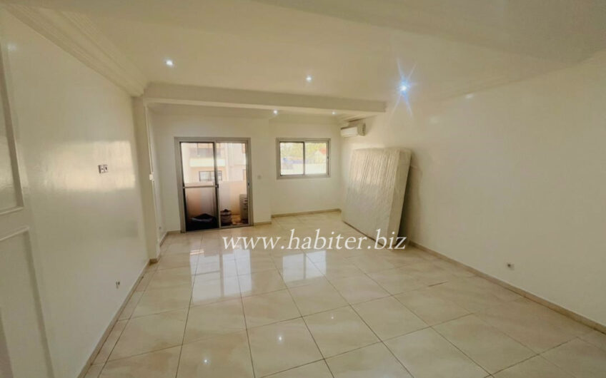 Appartement à louer vide aux Almadies