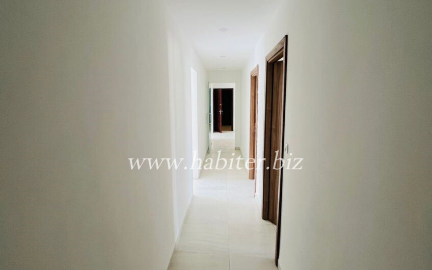 Appartement à louer à la fenêtre Mermoz