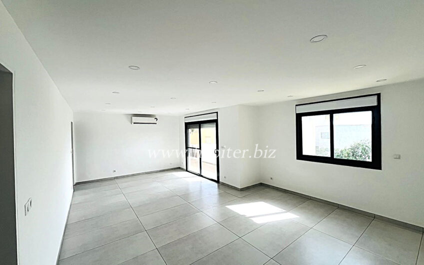 Appartement à louer à la fenêtre Mermoz