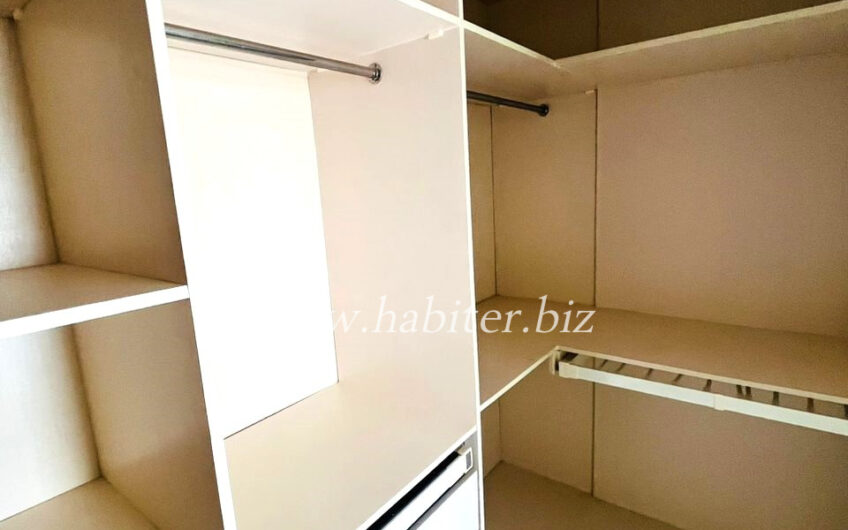 Appartement à louer à la fenêtre Mermoz