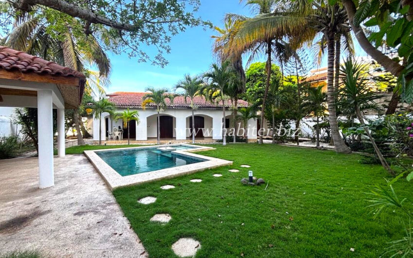 Villa R+1 à louer aux Almadies