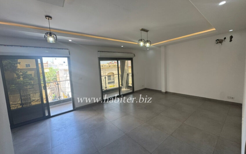 Appartement à louer à Mermoz