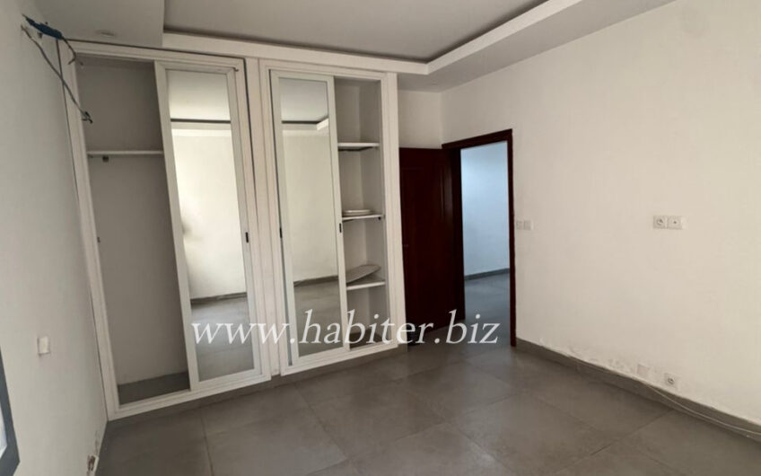 Appartement à louer à Mermoz