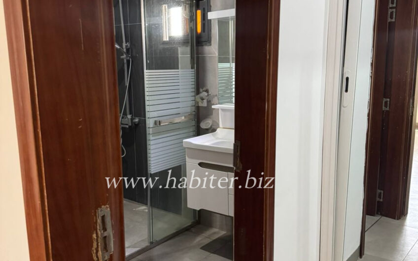 Appartement à louer à Mermoz