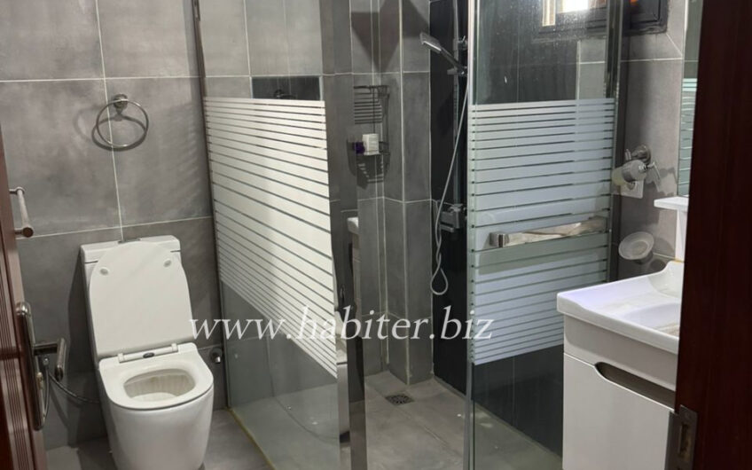 Appartement à louer à Mermoz