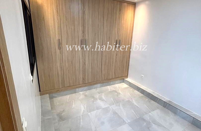 Appartement à louer à Fann Hock