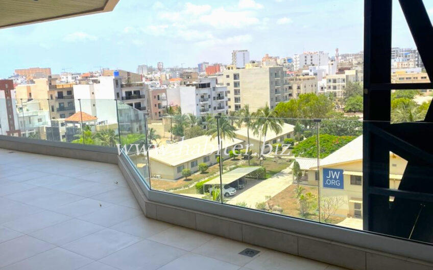 Appartement F4 à louer aux Almadies