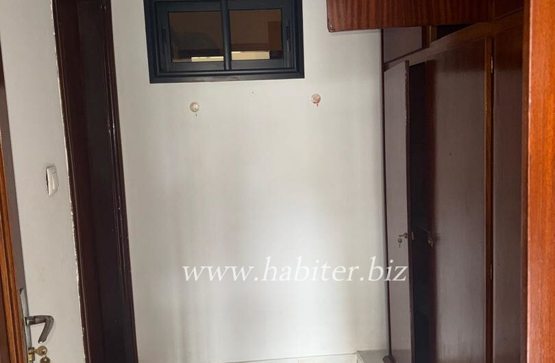 Villa R+ 2 à louer à Sacrée cœur