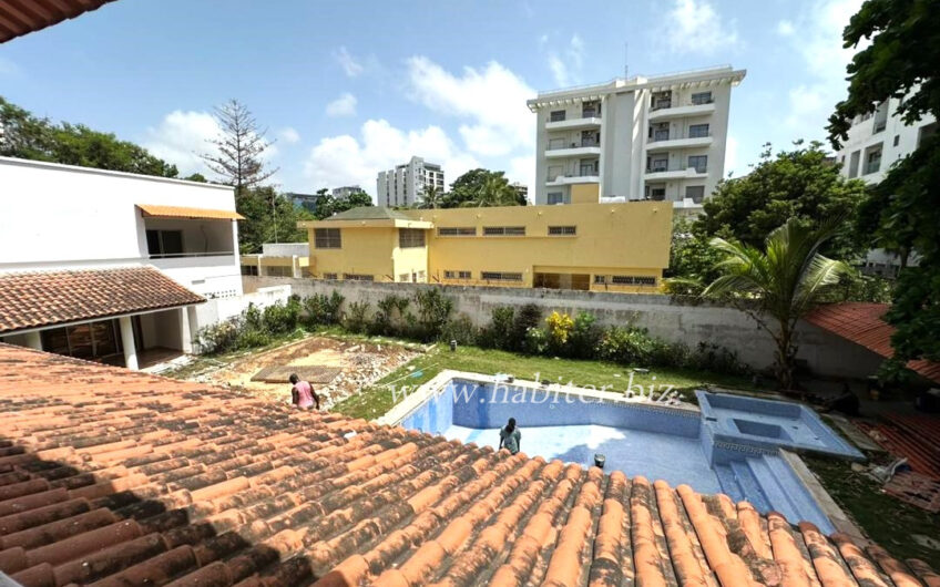 Villa R+1 à louer à Fann Mermoz
