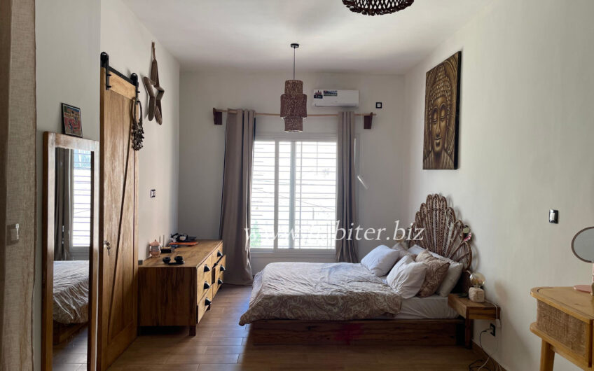 Une villa R+2 à louer aux Mamelles