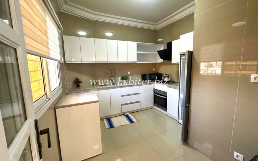 Appartement meublé à louer au Point E