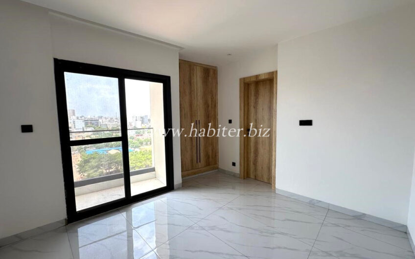 Appartement à louer au Point E
