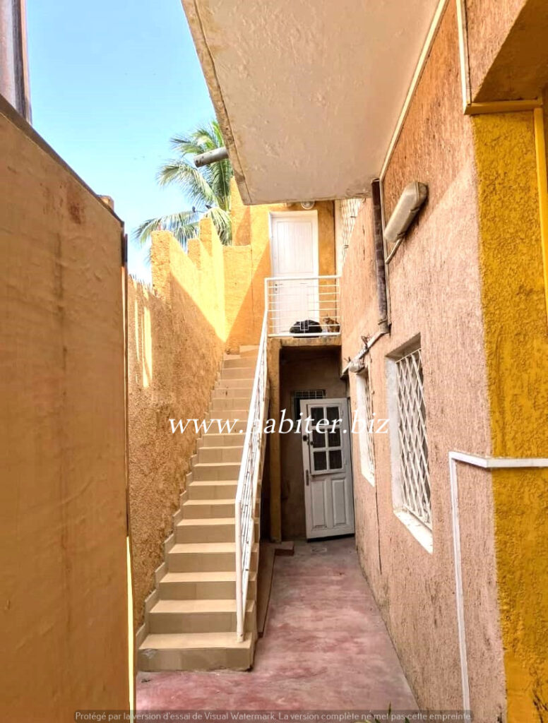 Appartement à louer aux Almadies près de la résidence Akwa