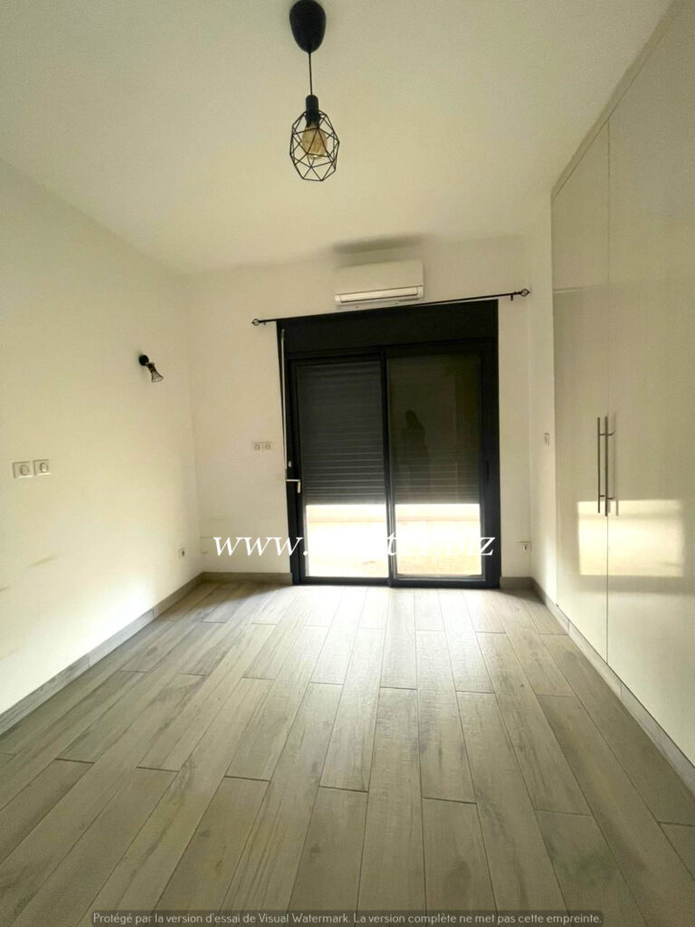 Appartement à louer au point E