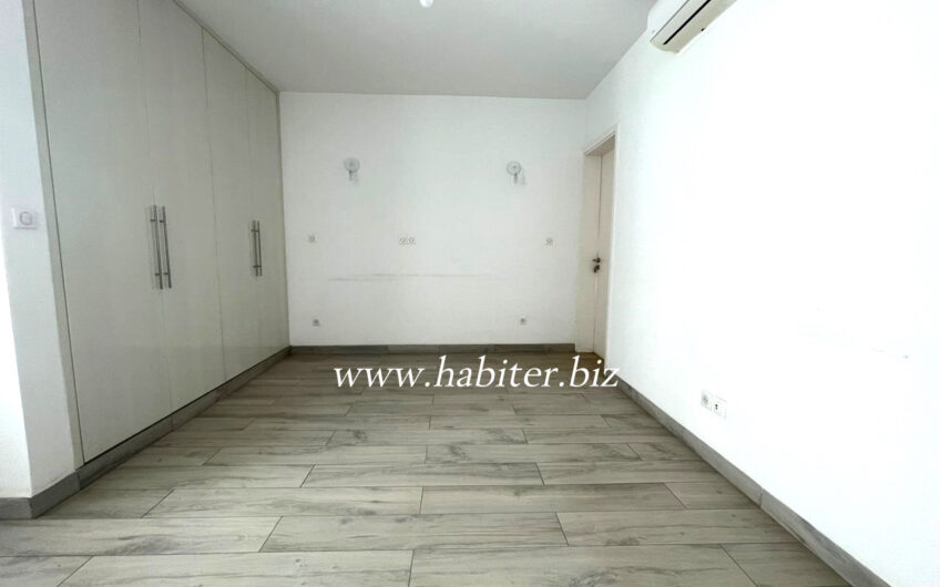 Appartement à louer au point E