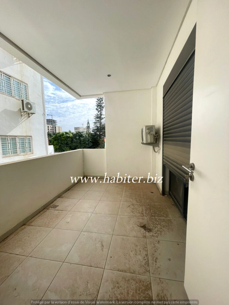 Appartement à louer au point E