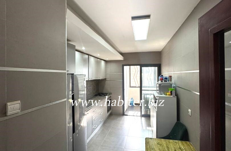 Appartement de 197m2 à vendre au point E
